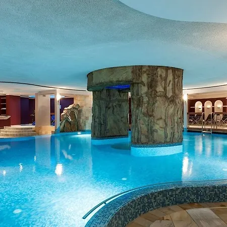 Szálloda Krumers Alpin - Your Mountain Oasis Seefeld in Tirol