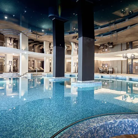 Krumers Alpin - Your Mountain Oasis Seefeld in Tirol