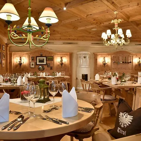 Krumers Alpin - Your Mountain Oasis 4* Seefeld in Tirol