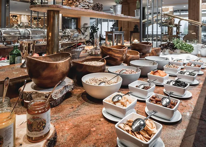 Hotel Krumers Alpin - Your Mountain Oasis Seefeld in Tirol